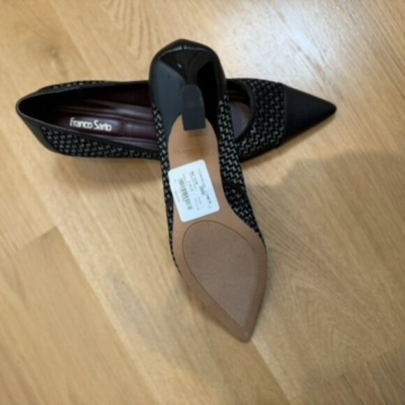 NWT Franco Sarto Size 9.5  Womens Darcy Pointed Toe Kitten Heel - Picture 2 of 3